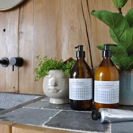 Bed En Bezem Bed & Breakfast Laarne ภายนอก รูปภาพ