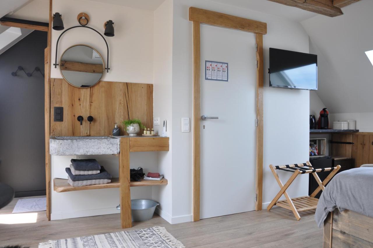 Bed En Bezem Bed & Breakfast Laarne ภายนอก รูปภาพ