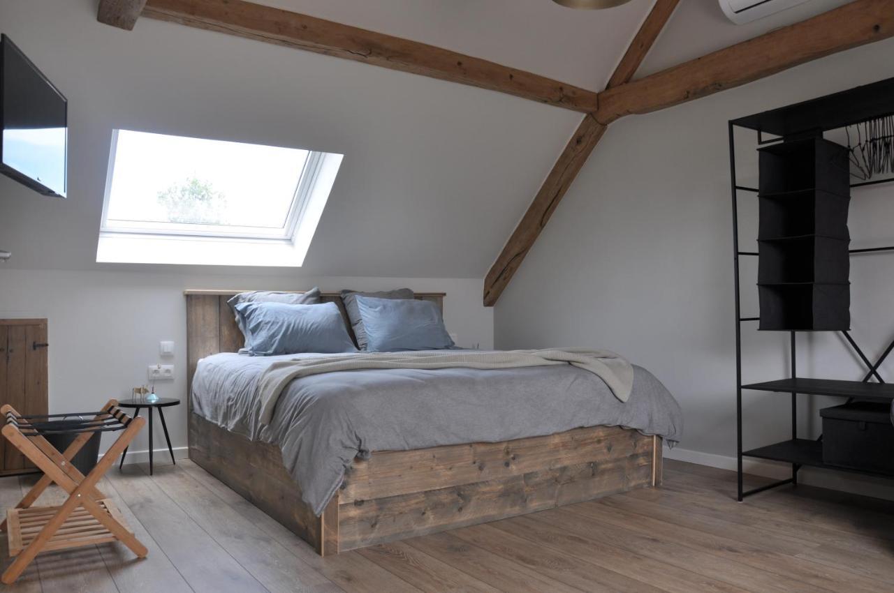 Bed En Bezem Bed & Breakfast Laarne ภายนอก รูปภาพ
