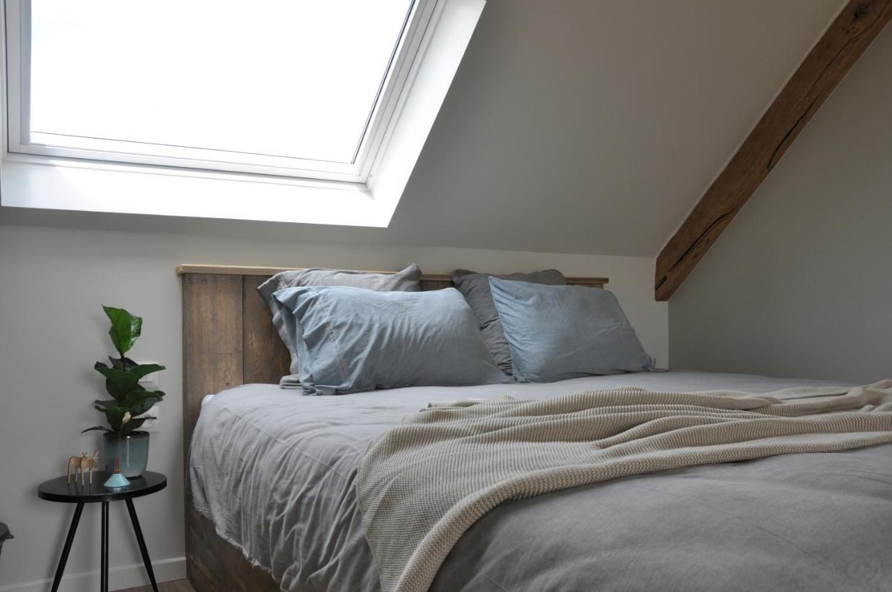 Bed En Bezem Bed & Breakfast Laarne ภายนอก รูปภาพ